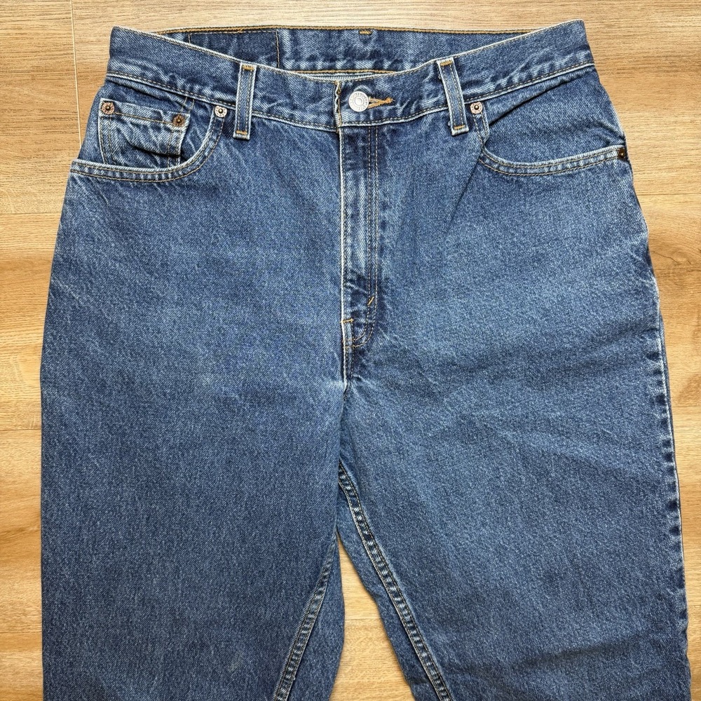 Vintage Levis Jeans Women 12 MIS M Blue Relaxed Fit Tapered Leg Y2K (Fits 30x30)